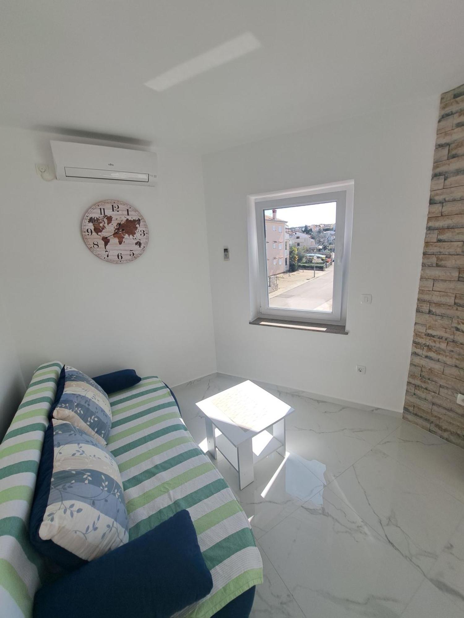 Apartmani Totic Малинска Экстерьер фото