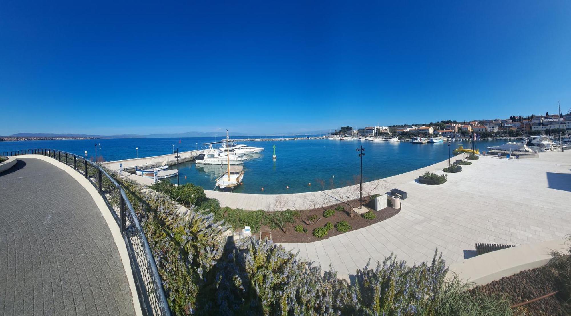 Apartmani Totic Малинска Экстерьер фото