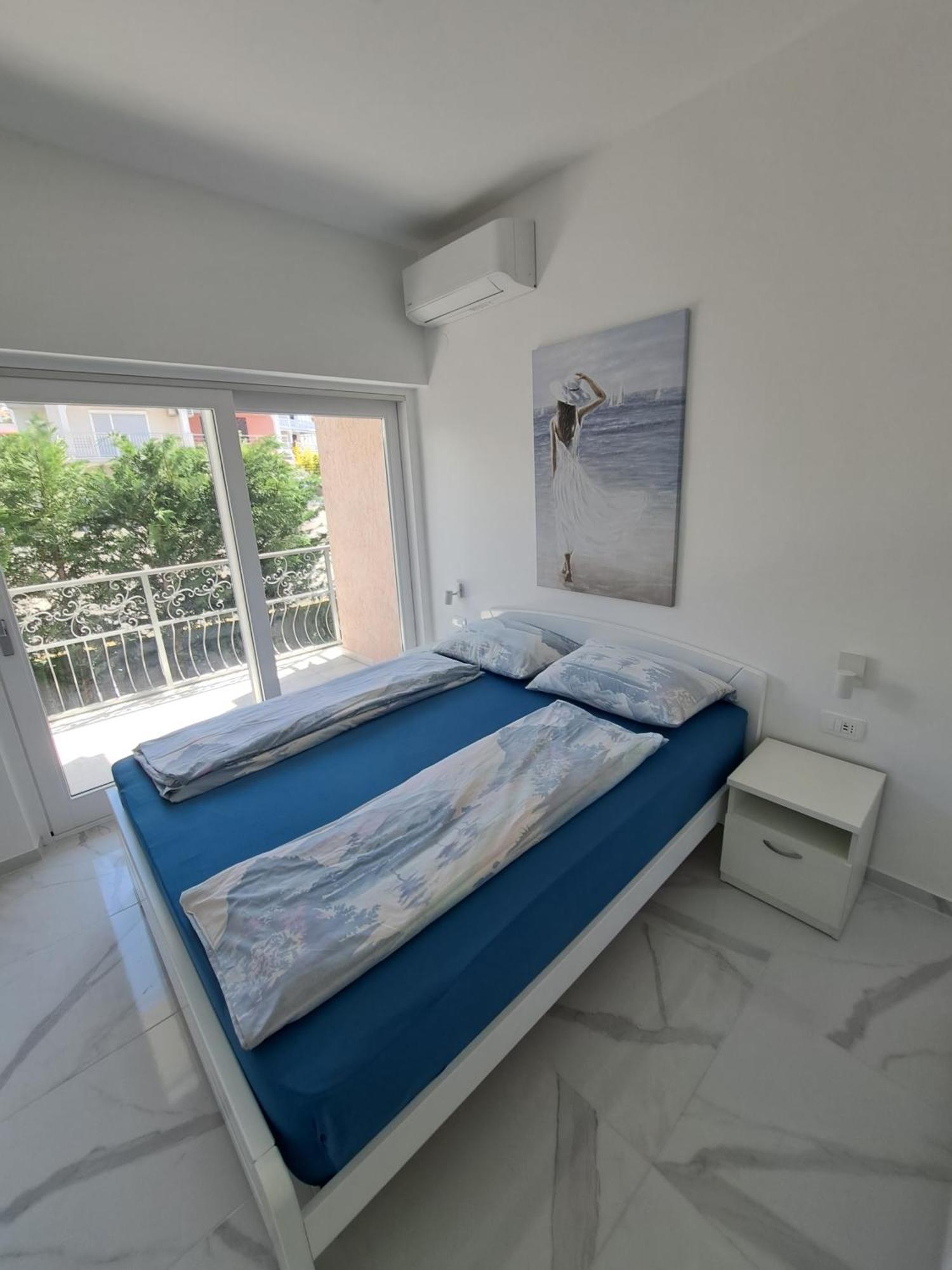 Apartmani Totic Малинска Экстерьер фото